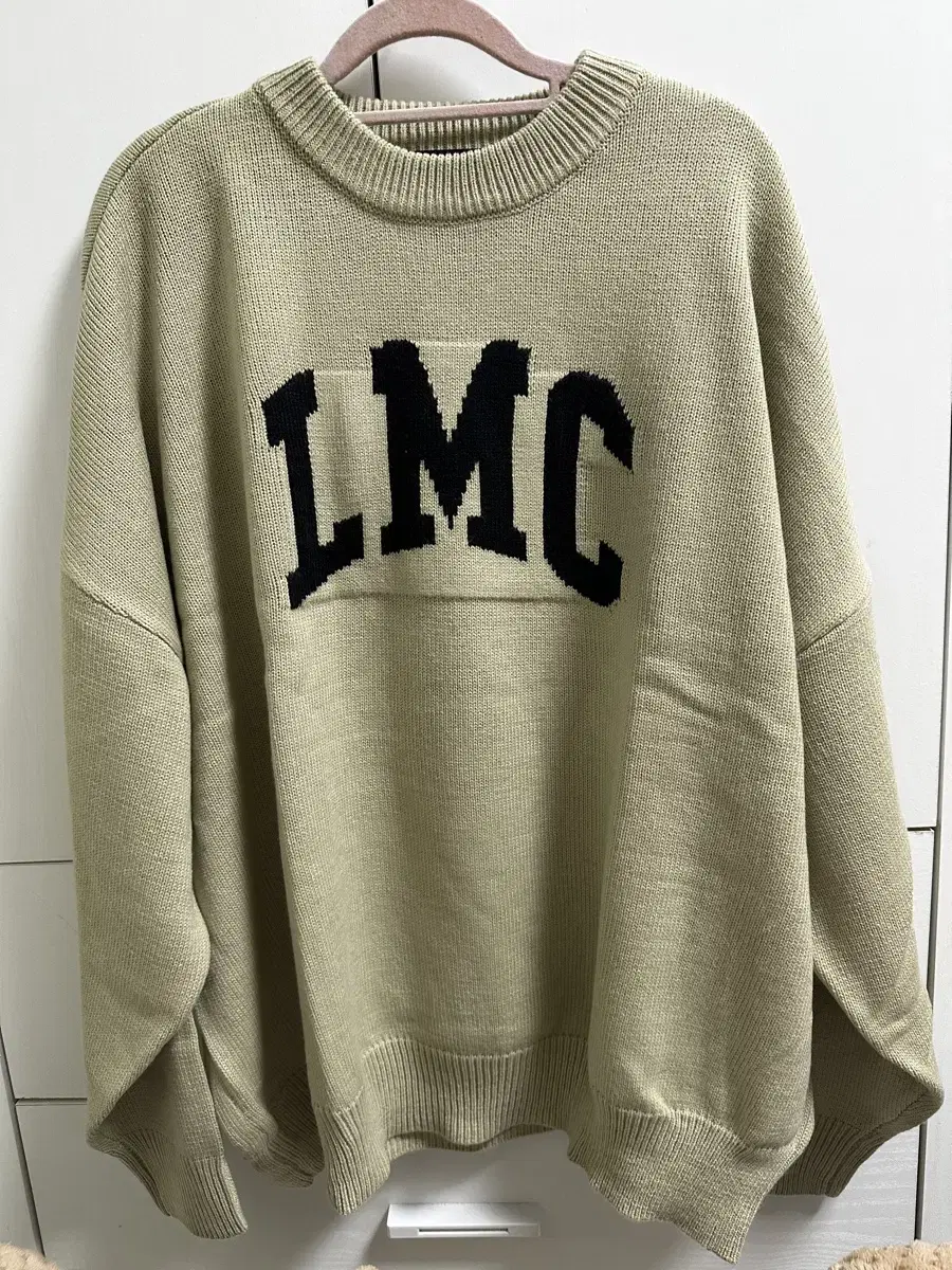 LMC 니트