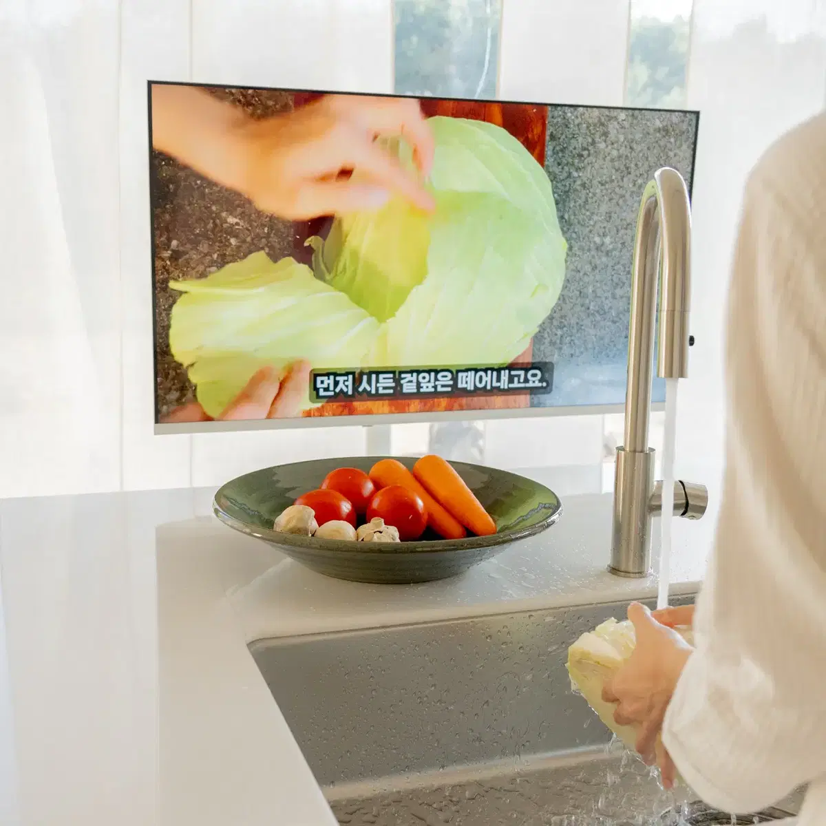 무빙큐빅스 32인치 FHD QLED TV 화이트에디션 삼탠바이미 티비