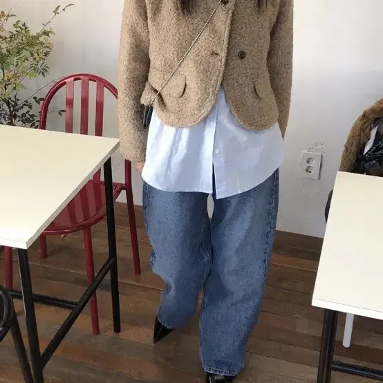 윈아웃 데일리쥬 부클 울 자켓 베이지