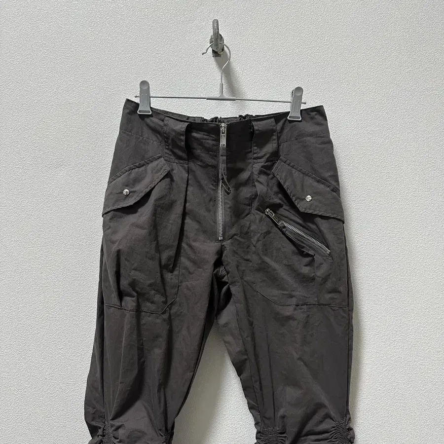 나체 바지 nache EXPOSURE ZIP DETAIL PANTS (U