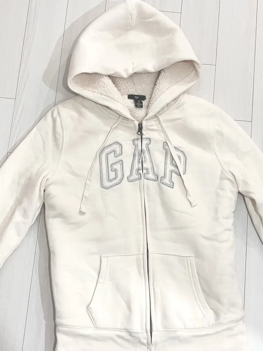 Gap fleece hooded zip-upCream color