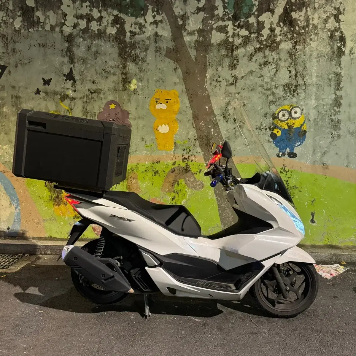 pcx 22 abs 모델 판매합니다