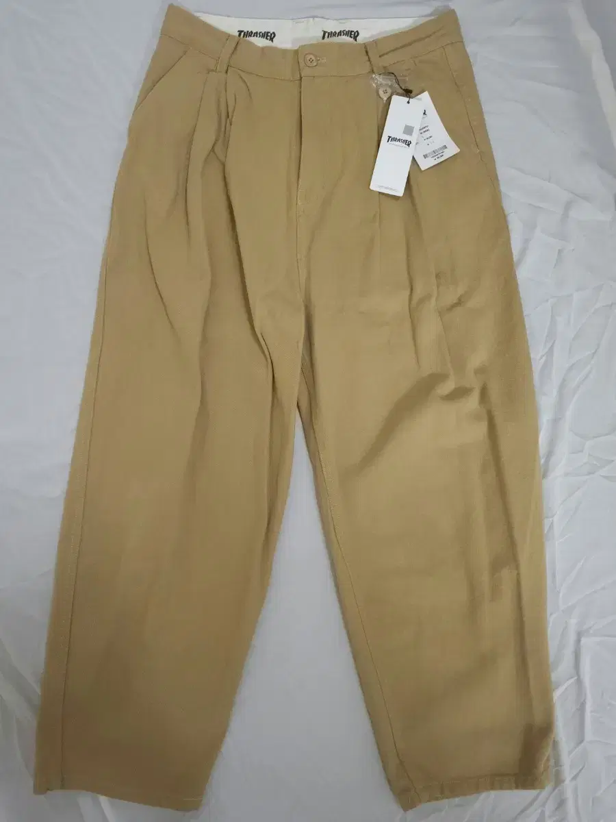 Thresher Flame Logo Two-Tuck Wide Chino Pants Beige (New)