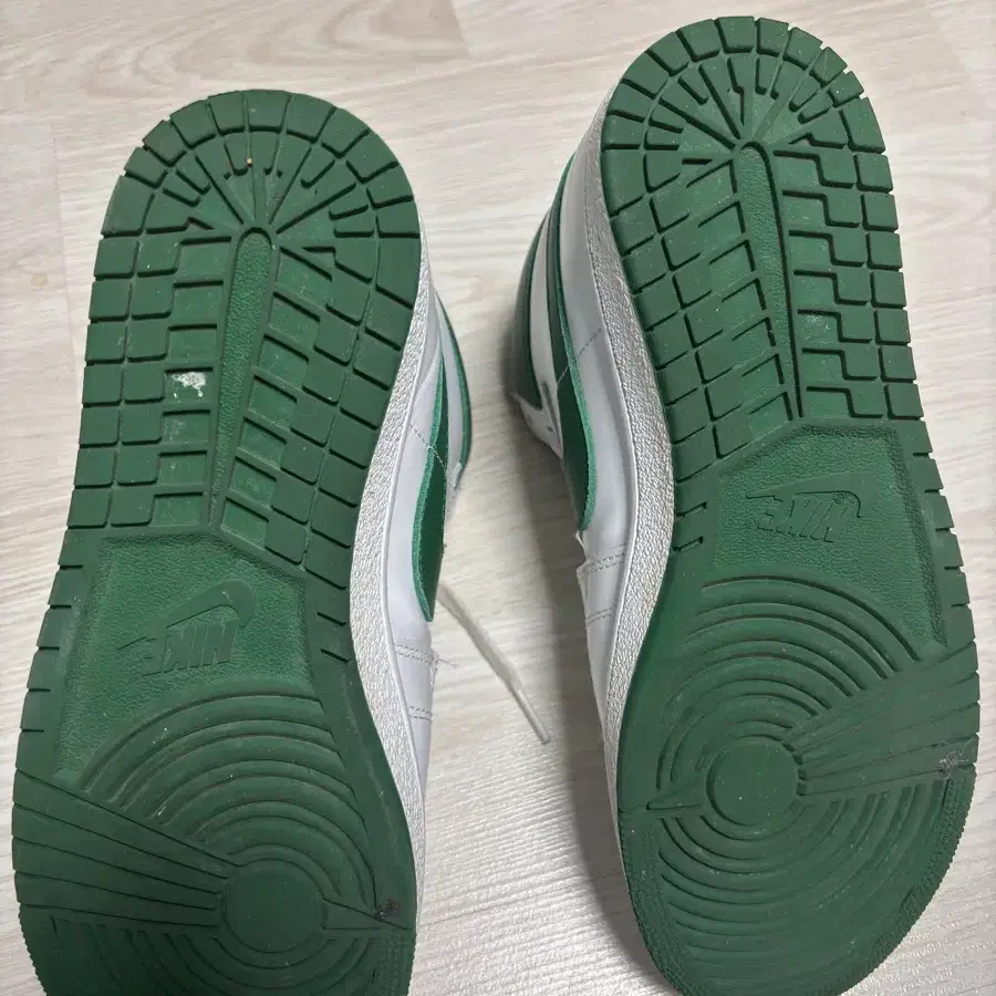 Jordan Air Ship SP White Pine Green