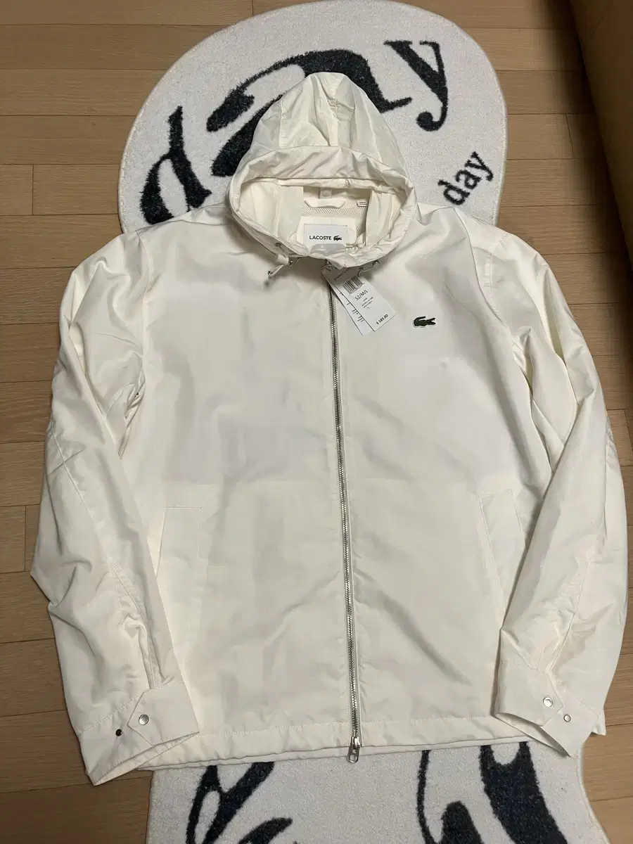 [52] Lacoste Windbreaker New (White)