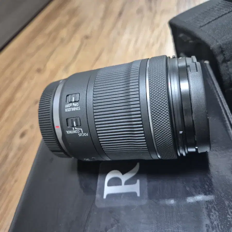 캐논 EOS R8 바디, RF24-105mm렌즈 풀박스 세트