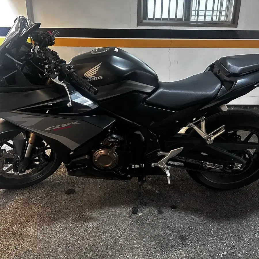 Cbr500r 23년식 판매