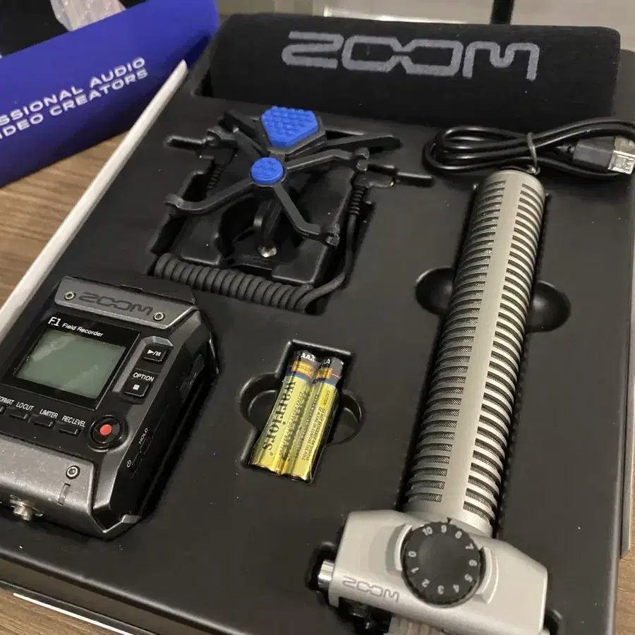 Zoom f1 Field Recorder + XYH-6 샷건+스테레오 마