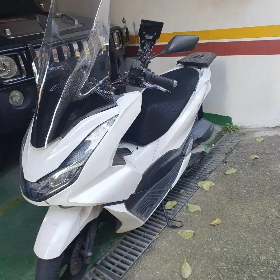 22년식 pcx125 팝니다 38xxxkm