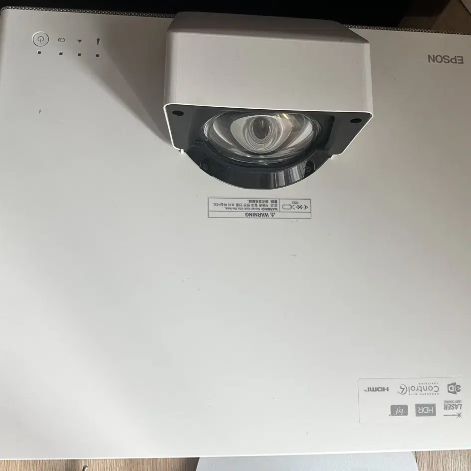 EPSON EH-LS500W 초단초점 4K빔프로젝터