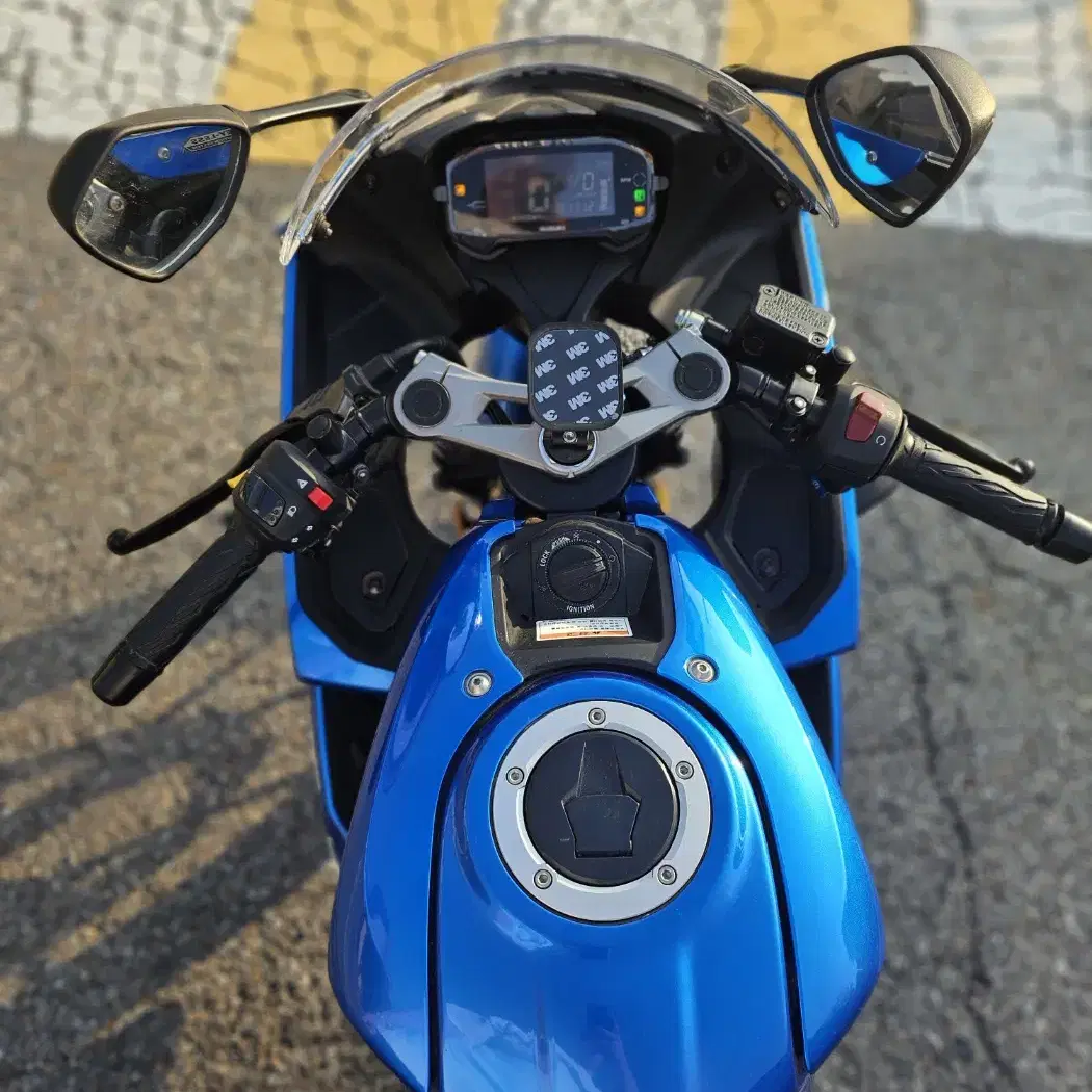 신차보증)A급 신차컨디션 스즈키 gsx-r125 24년형 1천키로 판매