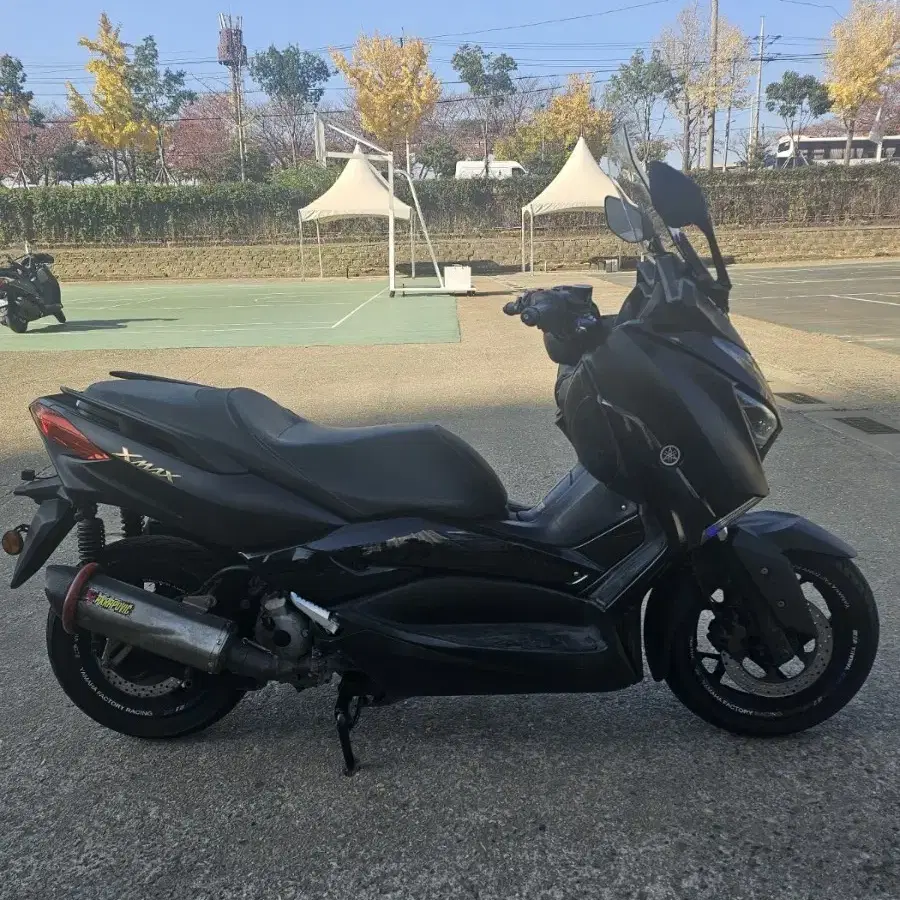 부산 19년식 XMAX300 차량 판매합니다.