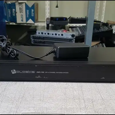 디라직 DWD-900 중고 안테나 분배기 (900MHz)