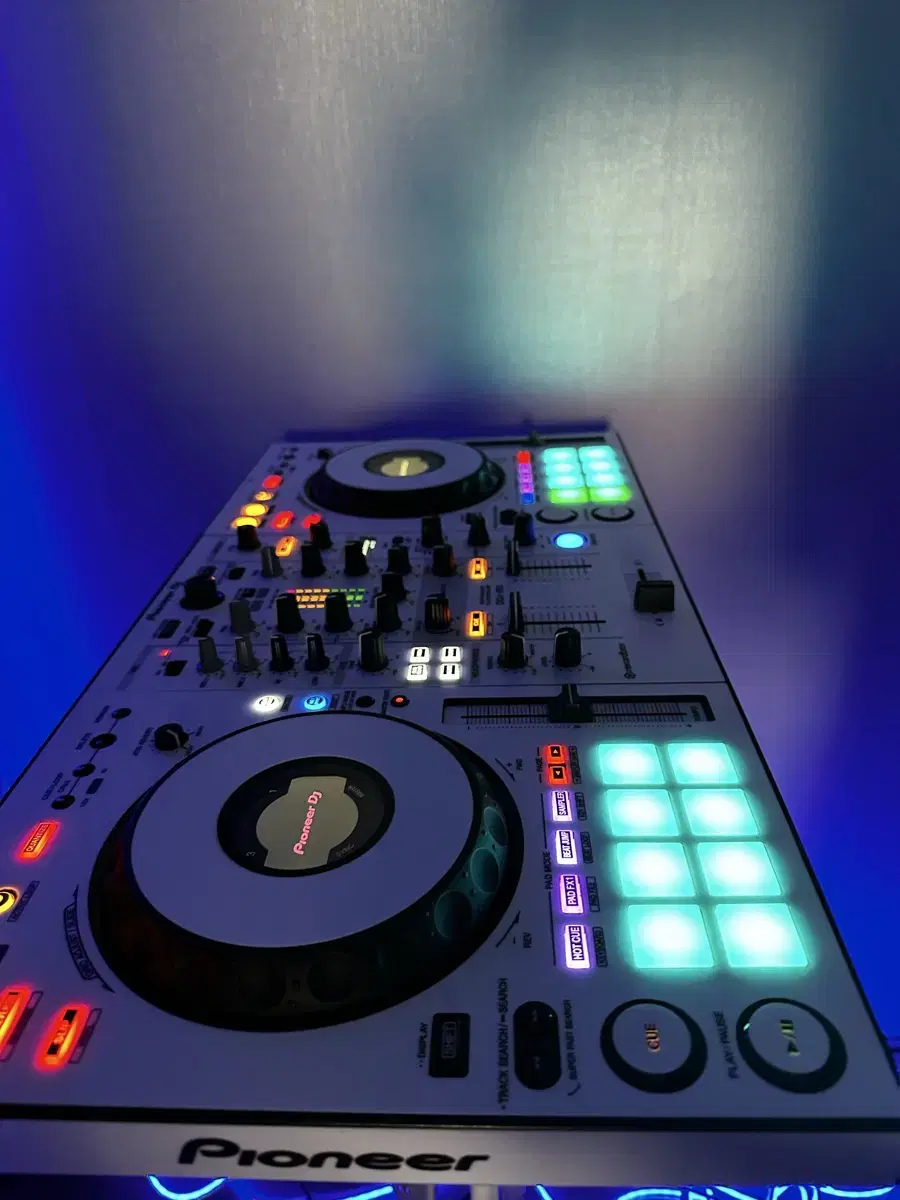 PIONEER DDJ 800 팝니다