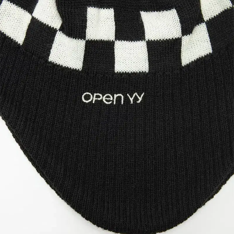 (새상품)OPEN YY CHECKERBOARD EARFLAP BEANIE