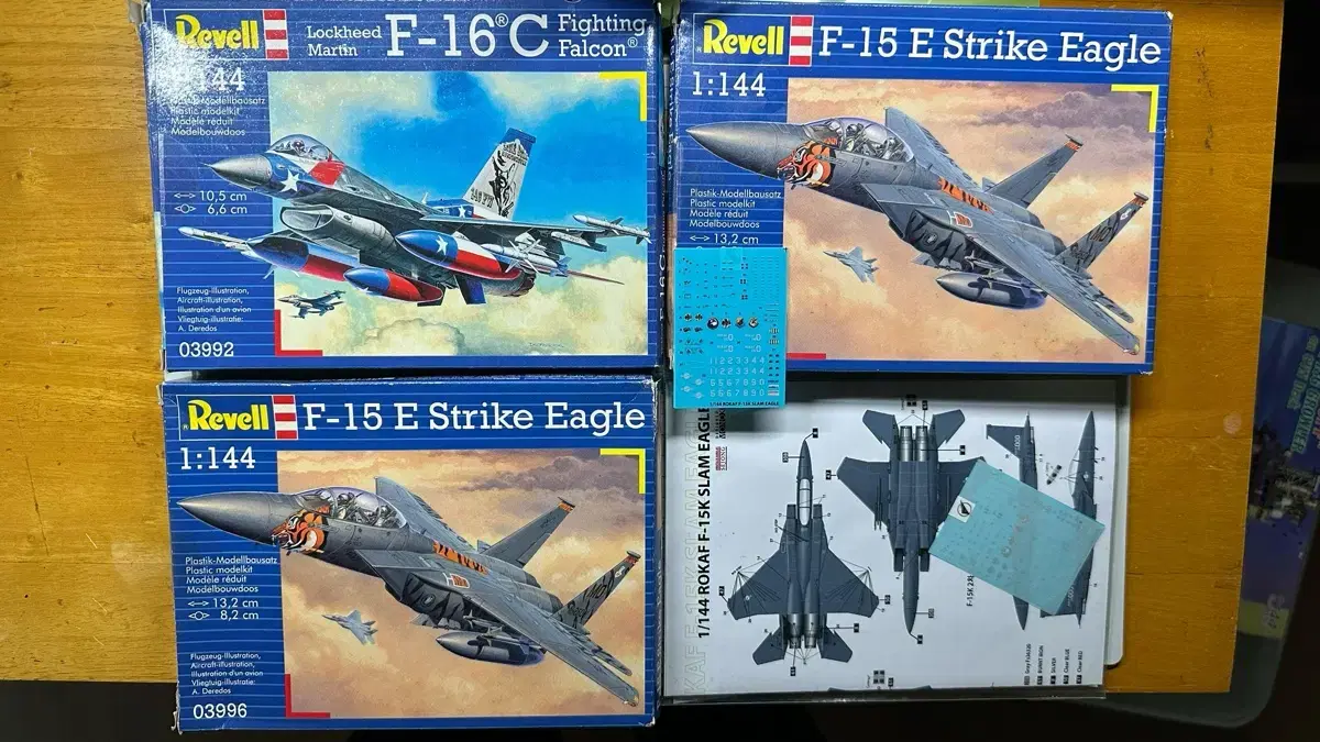 Revell사 1/144 전투기 일괄판매합니다(F-15E/F-16C)