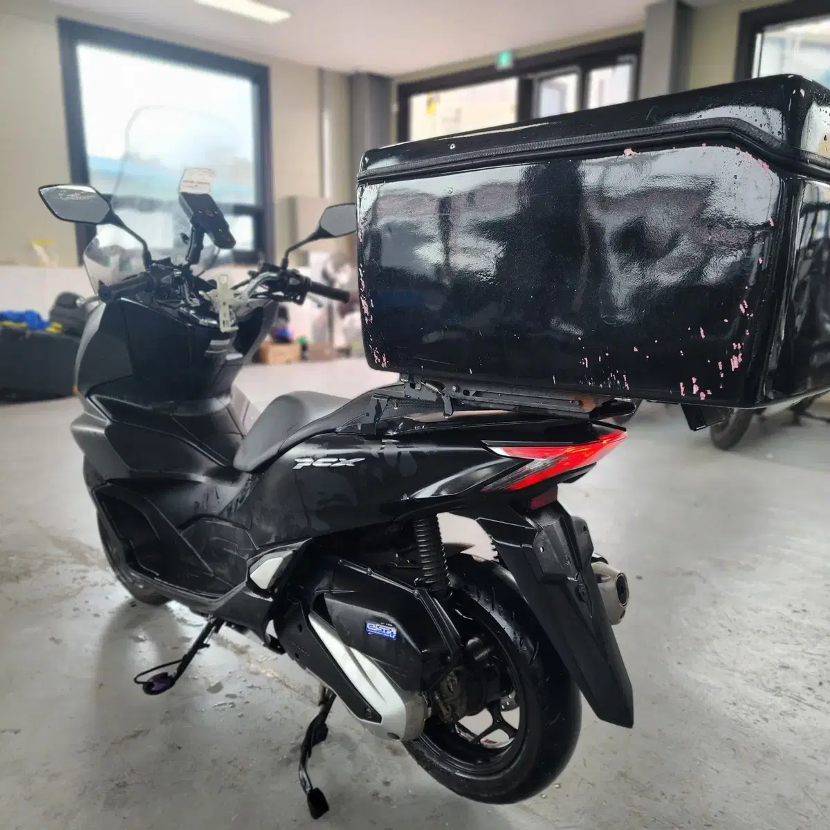 pcx22년 abs 깔끔한 차량 판매합니다