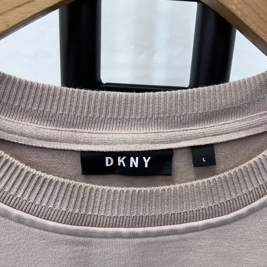 정품) DKNY 여성 맨투맨 L