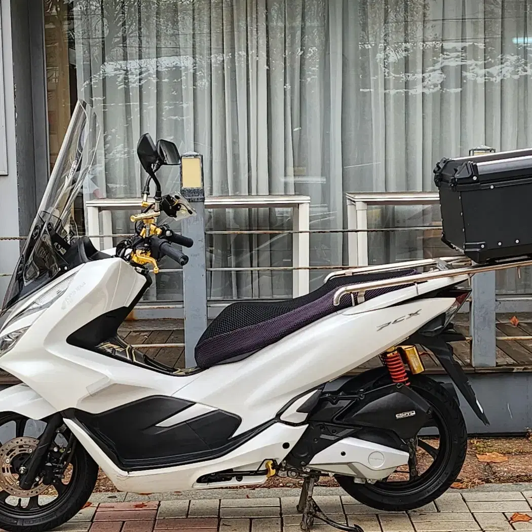 2019년 혼다 더뉴 PCX125  옵션다수 판매합니다.