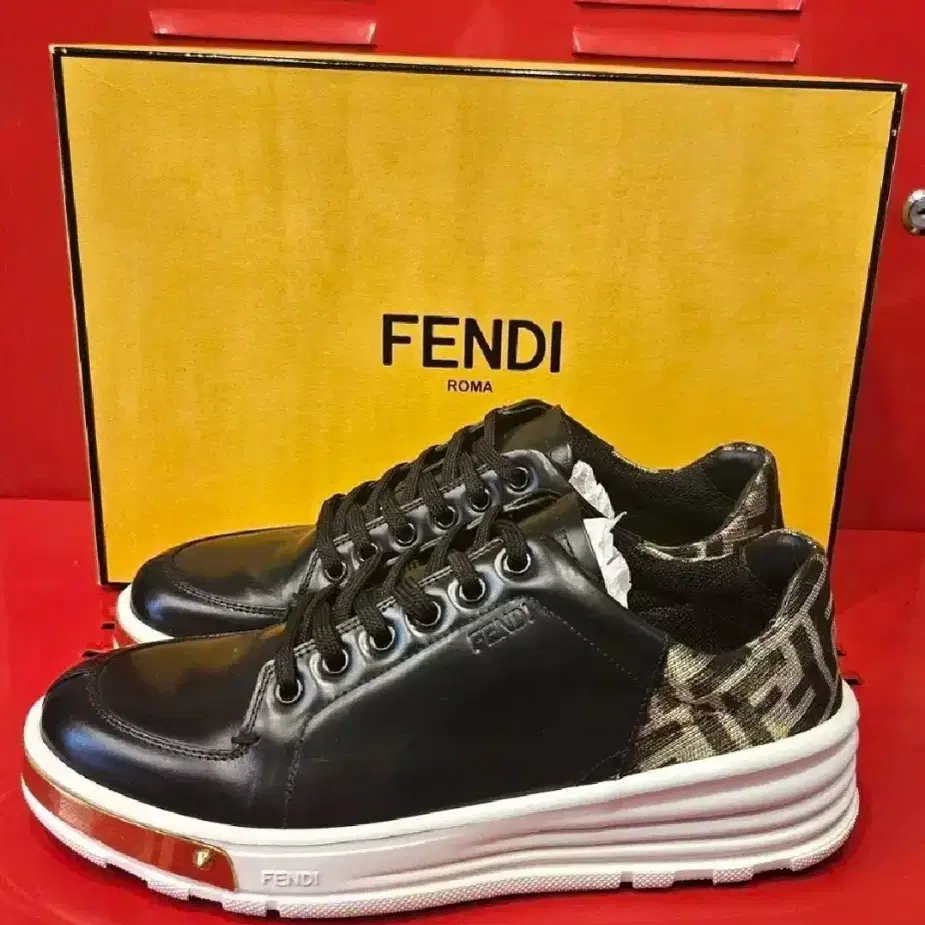 FENDI 팬디7E1268 레더 로우 스니커즈 5size(250~255)