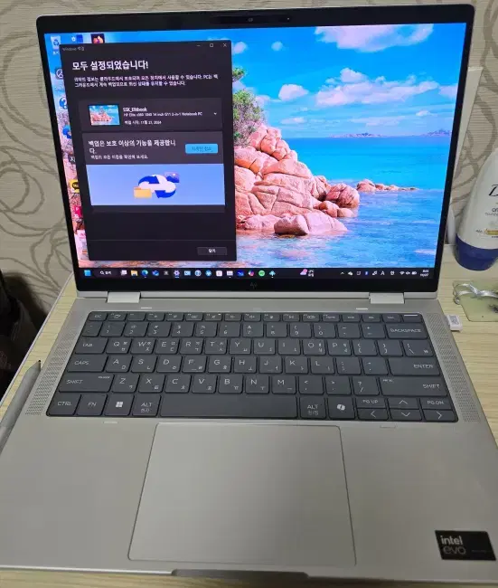 HP 엘리트 x360 1040 14인치 G11 2-in-1 노트북(AI)