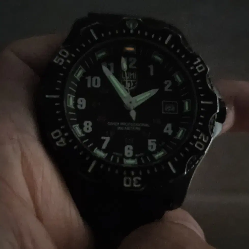 루미녹스 (LUMINOX) Black Ops  시리즈 8400 시계