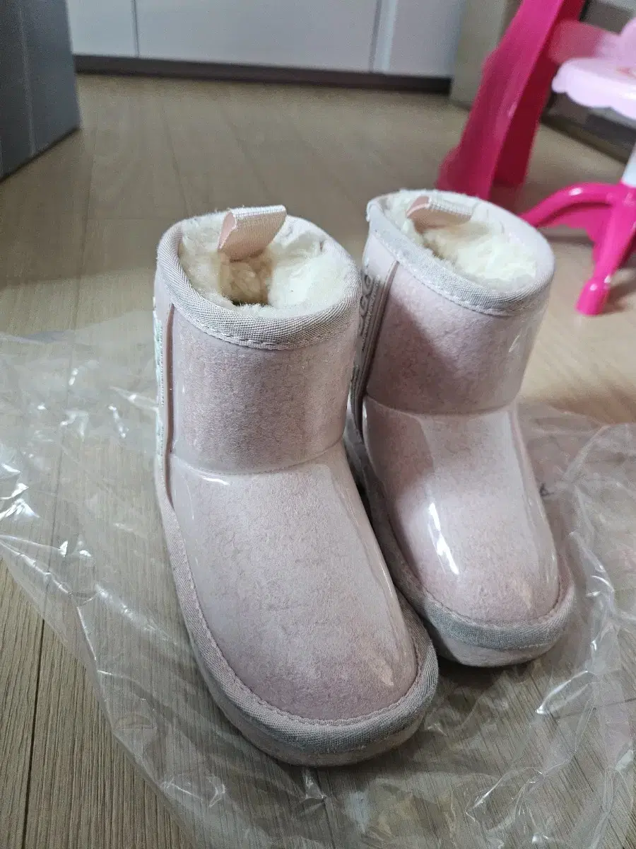 아동 에버어그 클리어 UGG 6-7 핑크 어그부츠