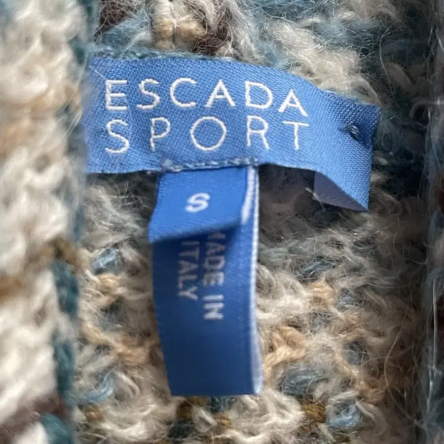 ESCADA SPORT 니트 가디건