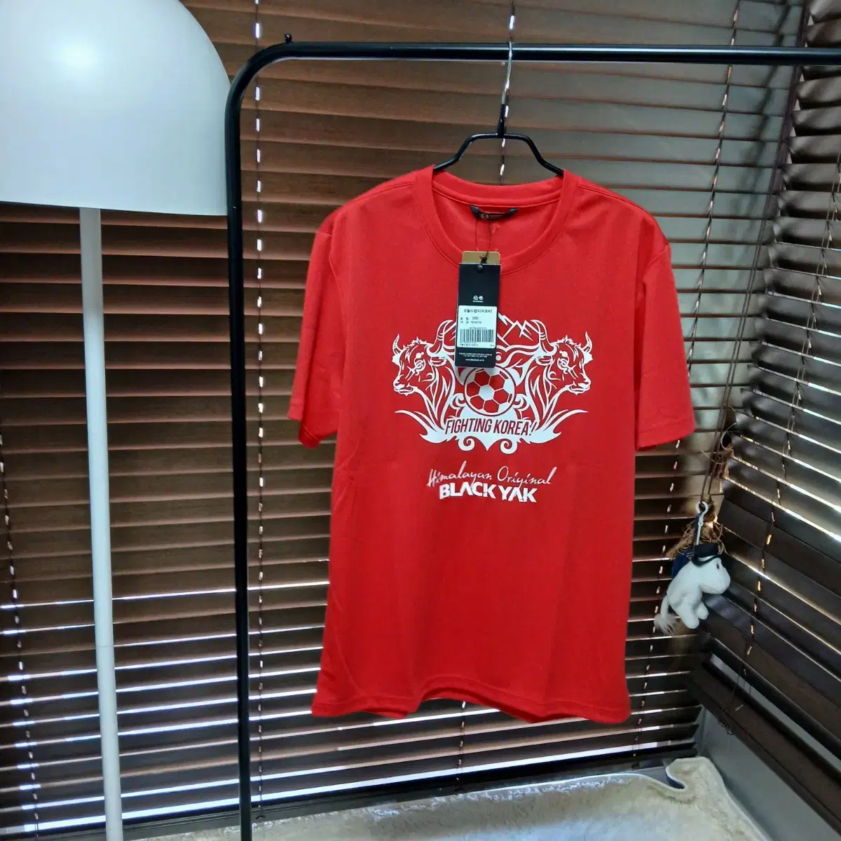 (New)Black Yak Red Devil World Cup Vahn Short Sleeve Tee(100)