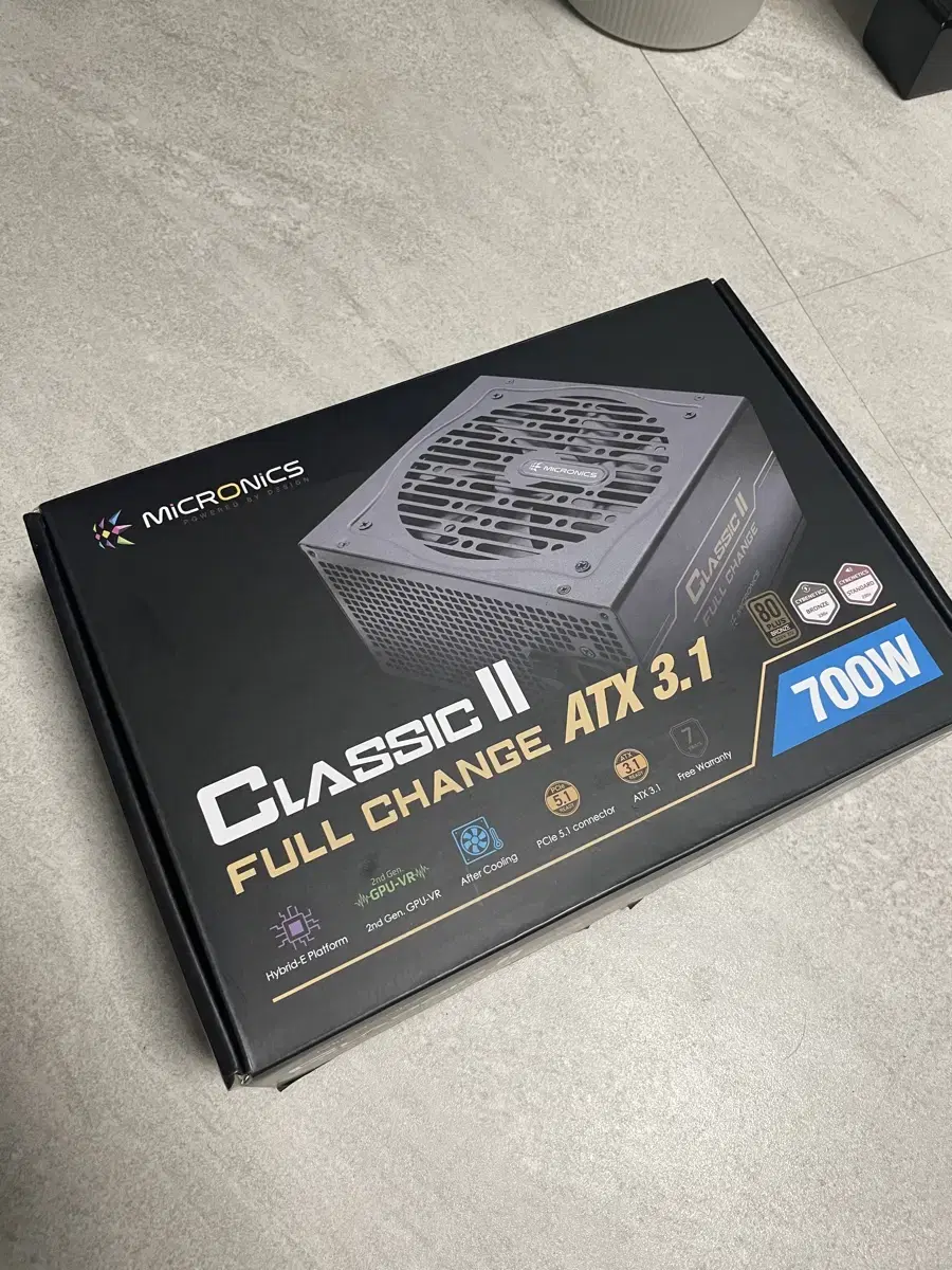 마이크로닉스 Classic II 풀체인지 700W atx 3.1