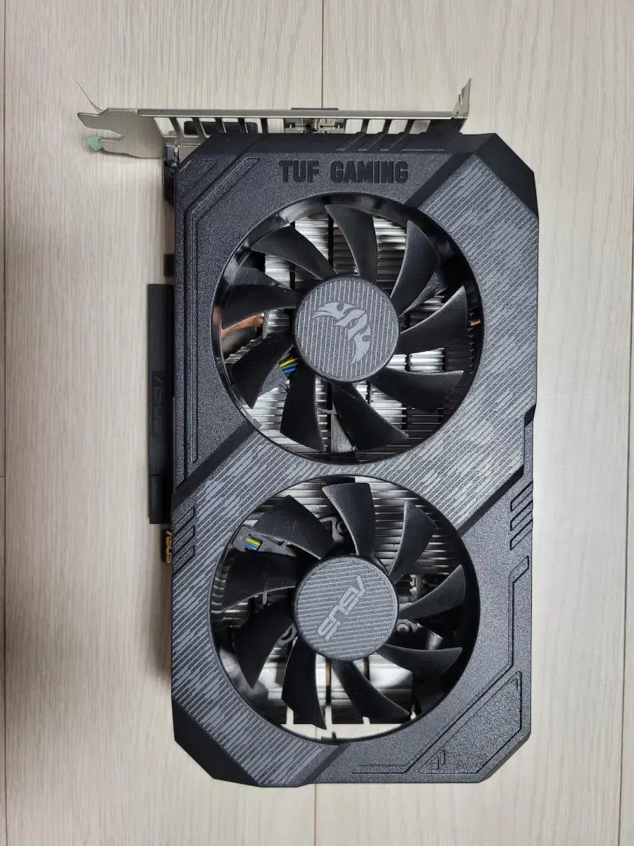 엔비디아 GTX1660ti