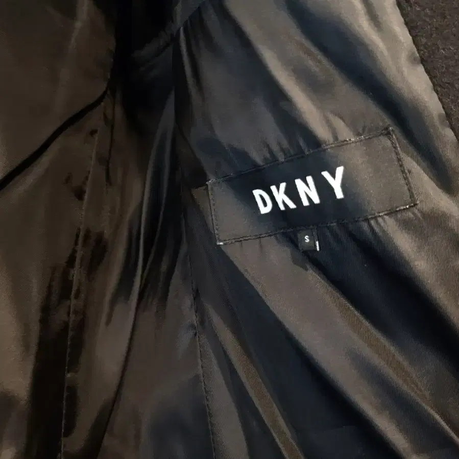 dkny 체스터필드코트