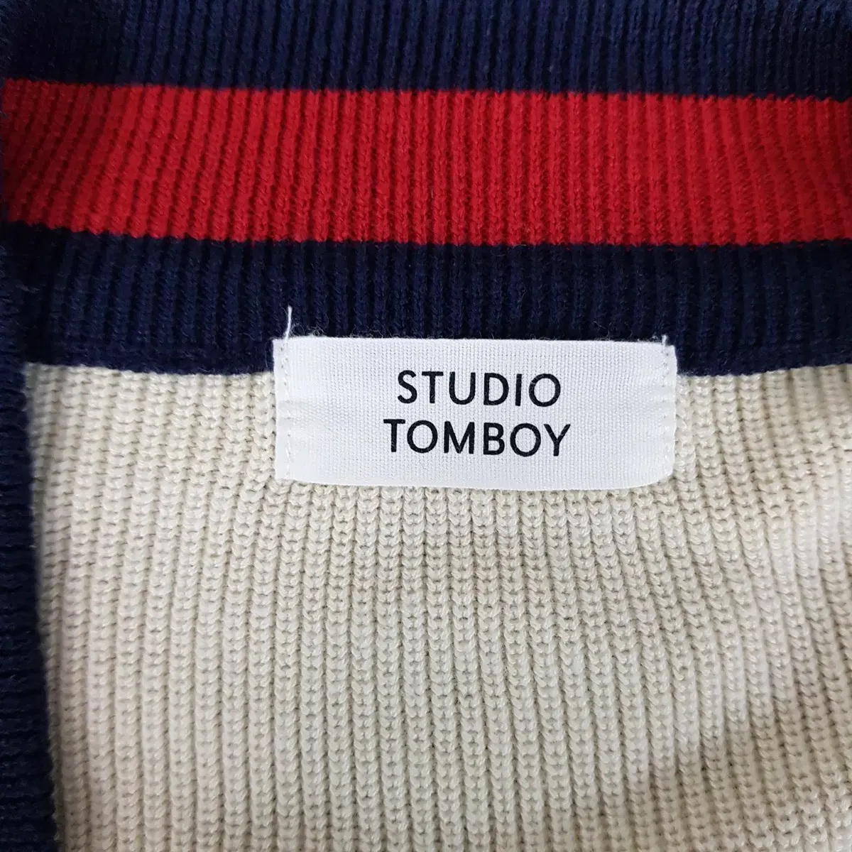 STUDIO TOMBOY 배색 가디건 FREE