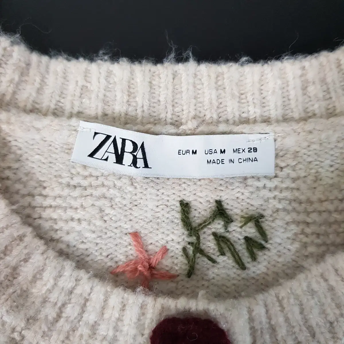 ZARA 꽃 자수 니트 가디건 M