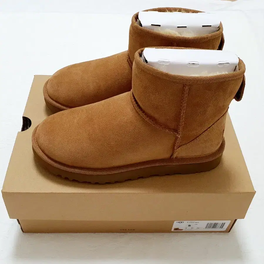 UGG 미국 어그 클래식 미니 새상품 US6