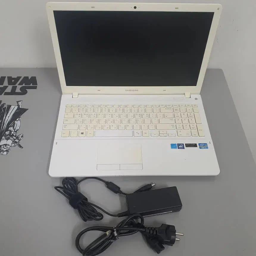 [무료배송] 중고 삼성 NT450R5 i5 사무용 노트북 화이트