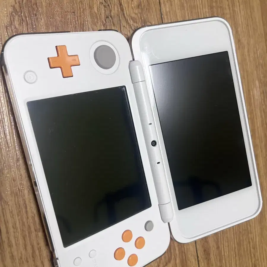 뉴 닌텐도 2ds xl