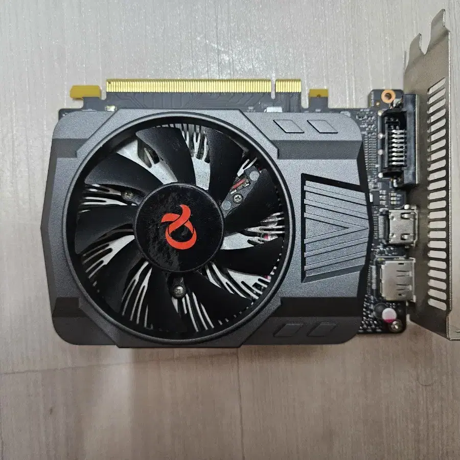 GTX1050 ddr5 2g