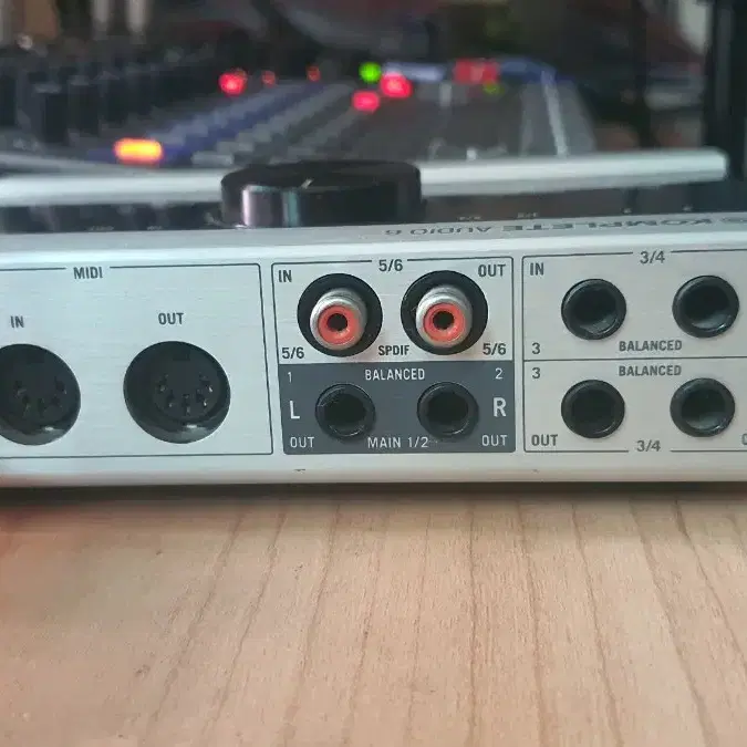 NI KOMPLELE AUDIO 6 MK 1 오디오인터페이스