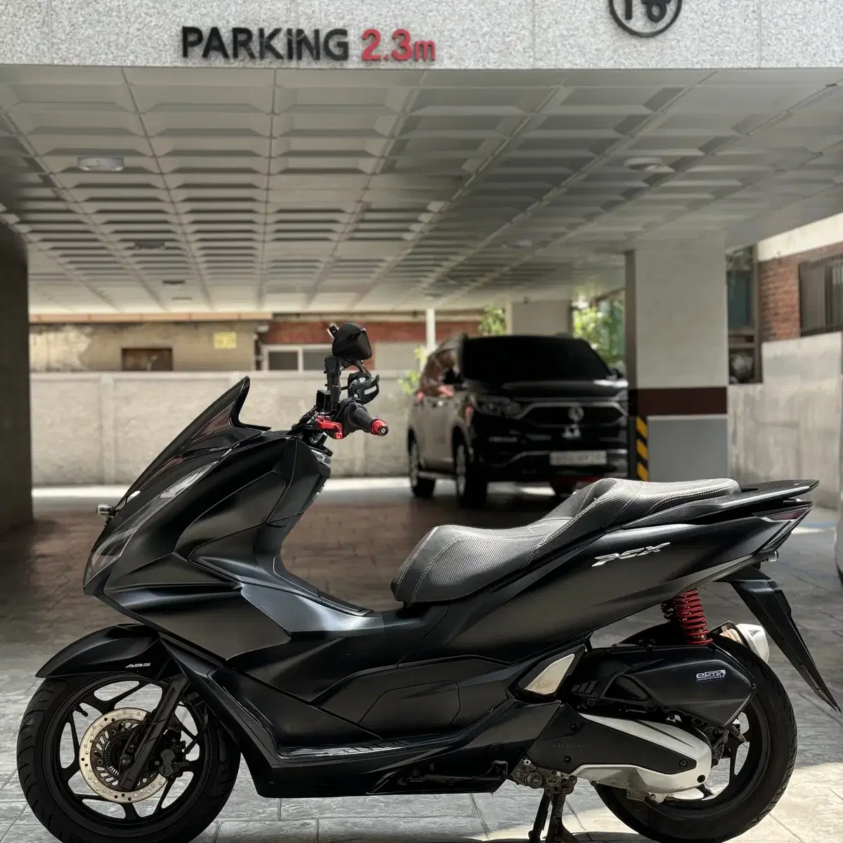 혼다 PCX 125 ABS 2021년식 저렴하게 판매합니다.