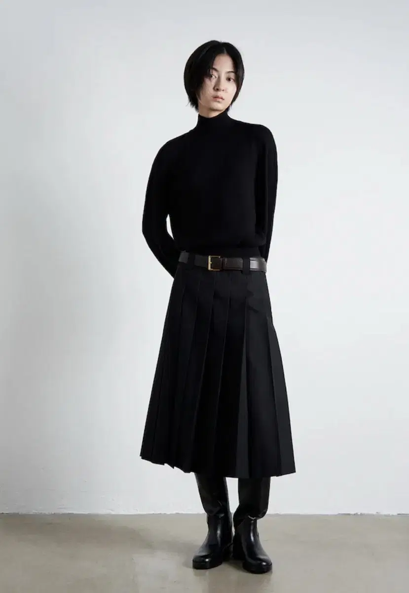 theaperture 30s Pleated Skirt- Black디애퍼쳐