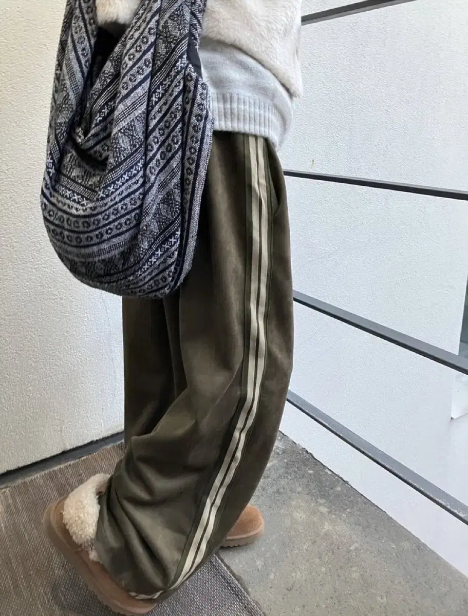 모래하우스 moss track pants