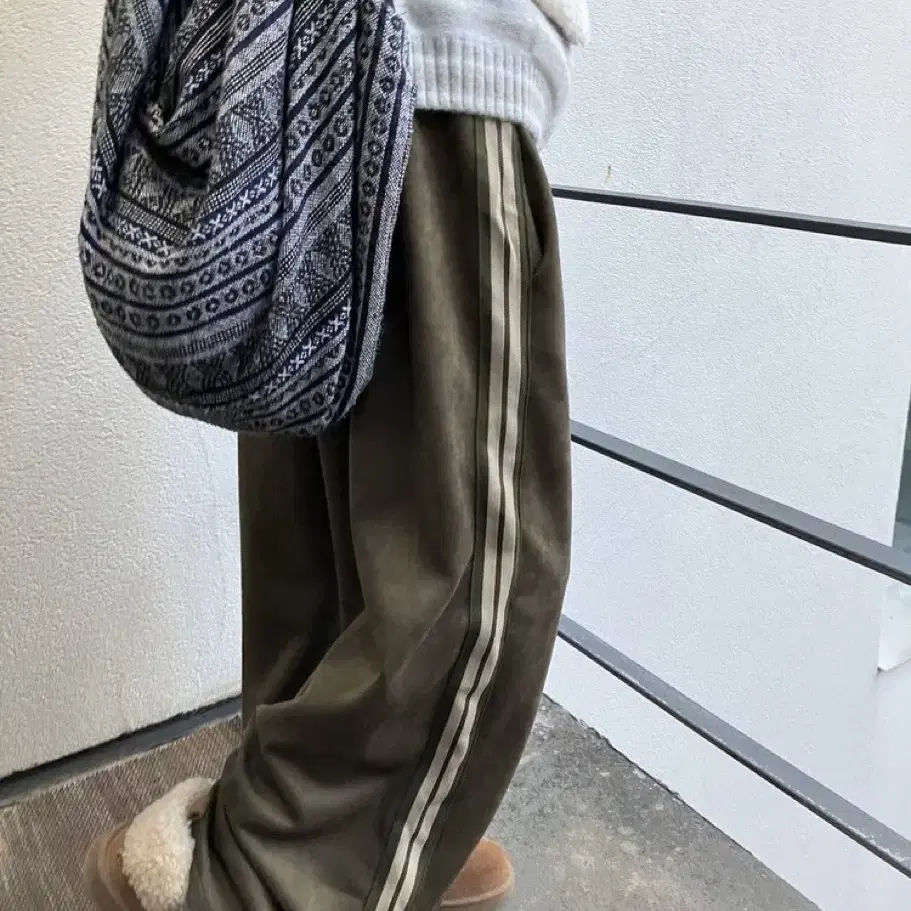 모래하우스 moss track pants