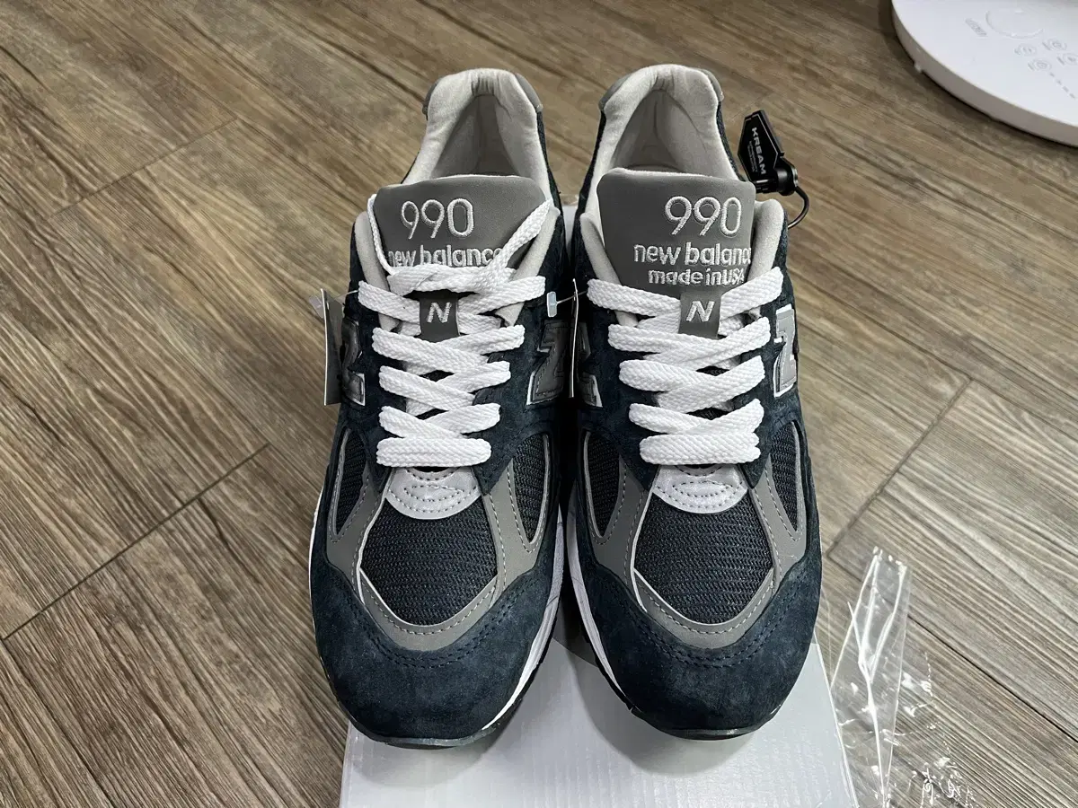 뉴발란스 990v2 네이비 (265)