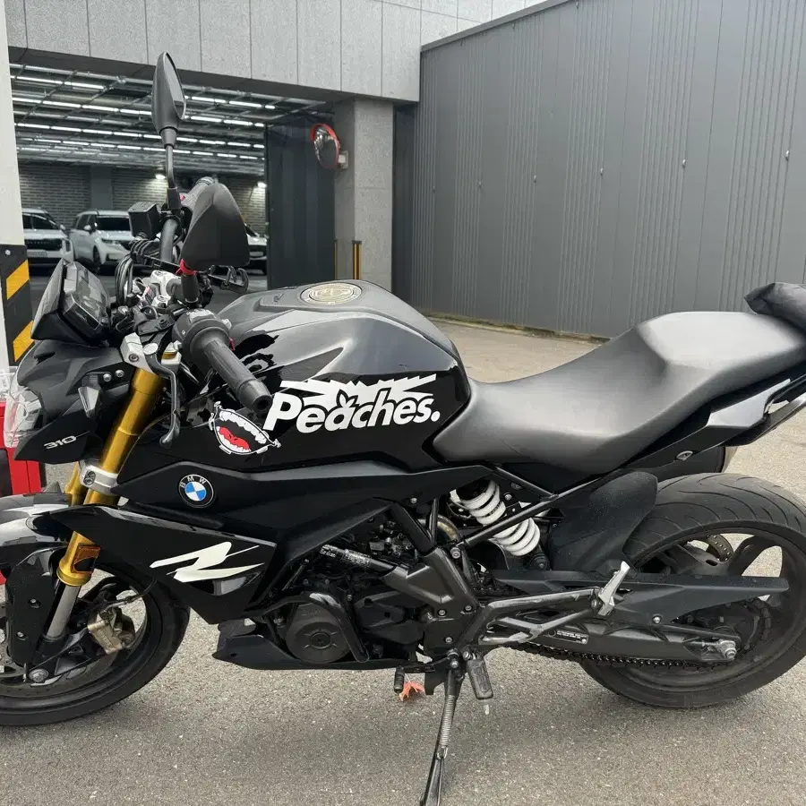 BMW G310R 23년식 17000km 판매