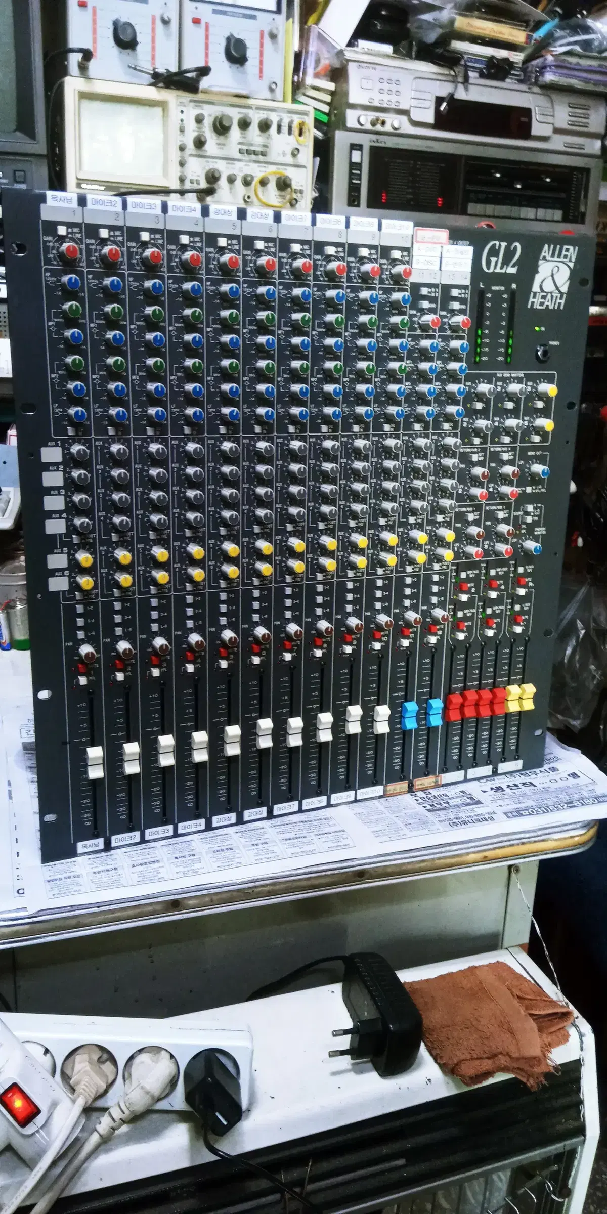 ALLEN&HEATH ..GL2..영국 믹서.