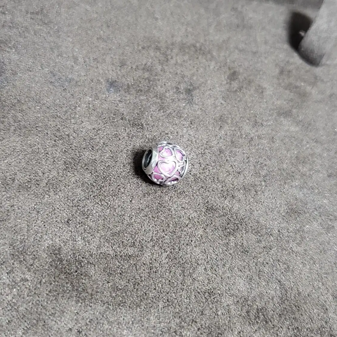 판도라 792036PCZ Pandora Pink Encased in Lo