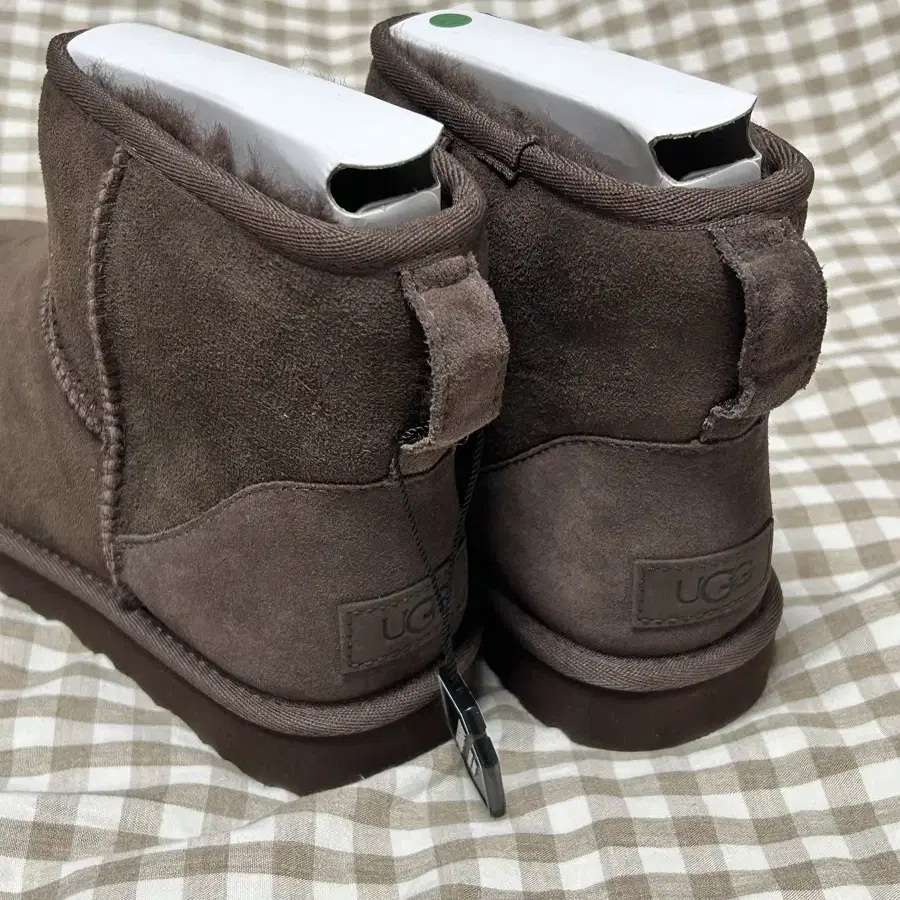 어그 UGG 클래식 미니 2 번트시더 230(US 6W)