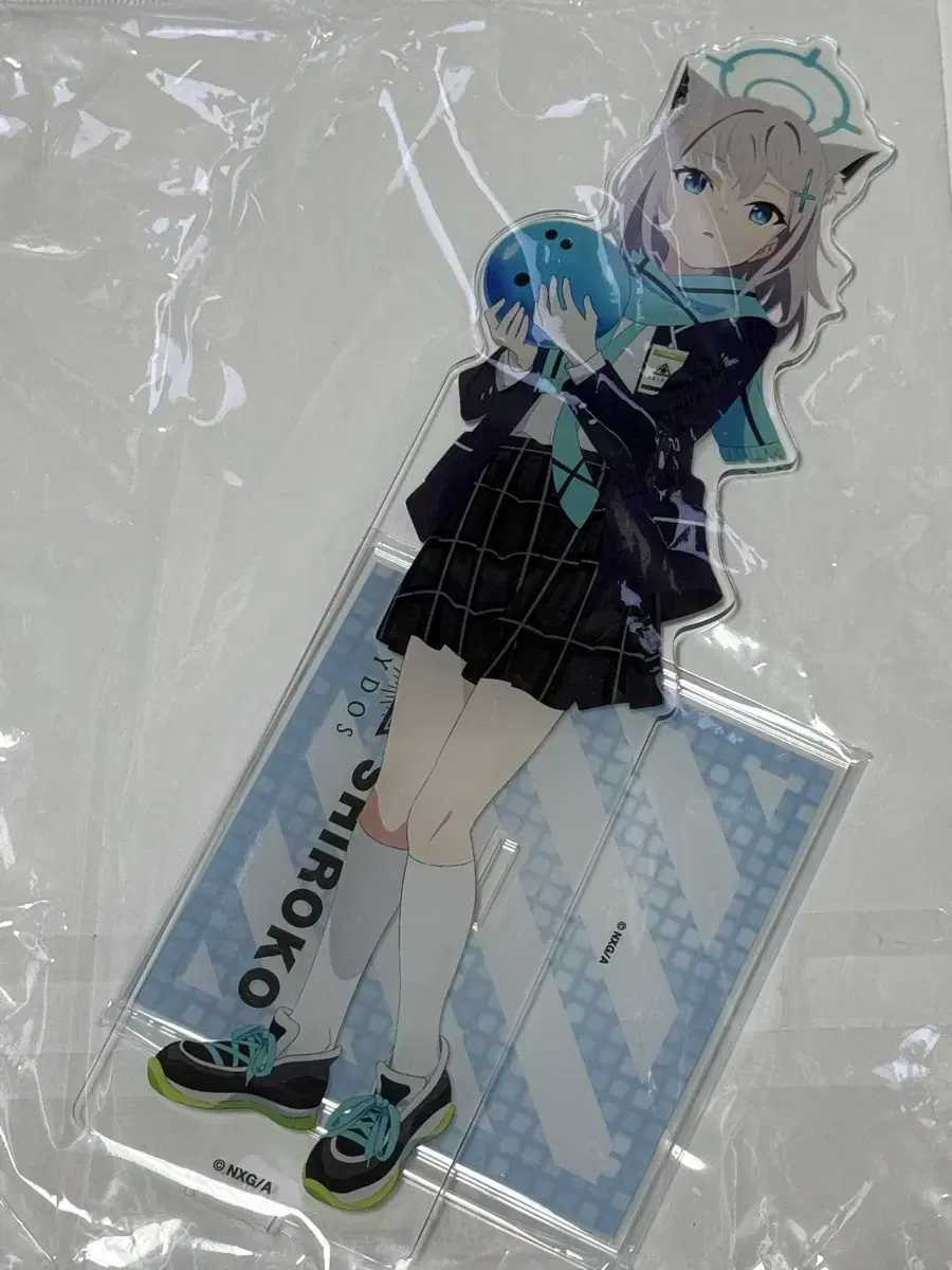 Bloo Archive Shiroko Oversized acrylic Stand