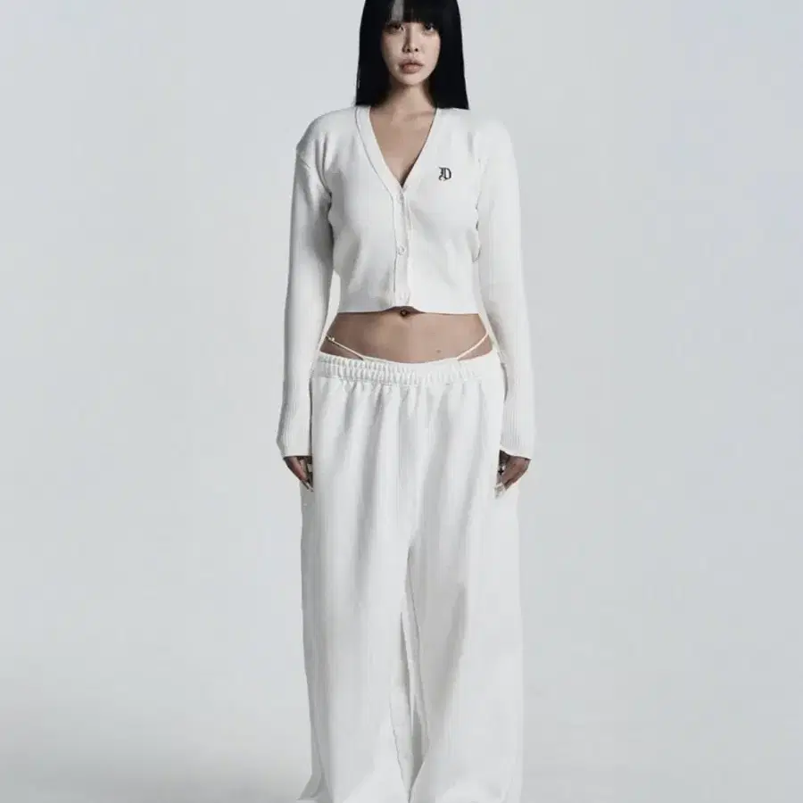 오도어 몰리 조거 Molly wide jogger in white